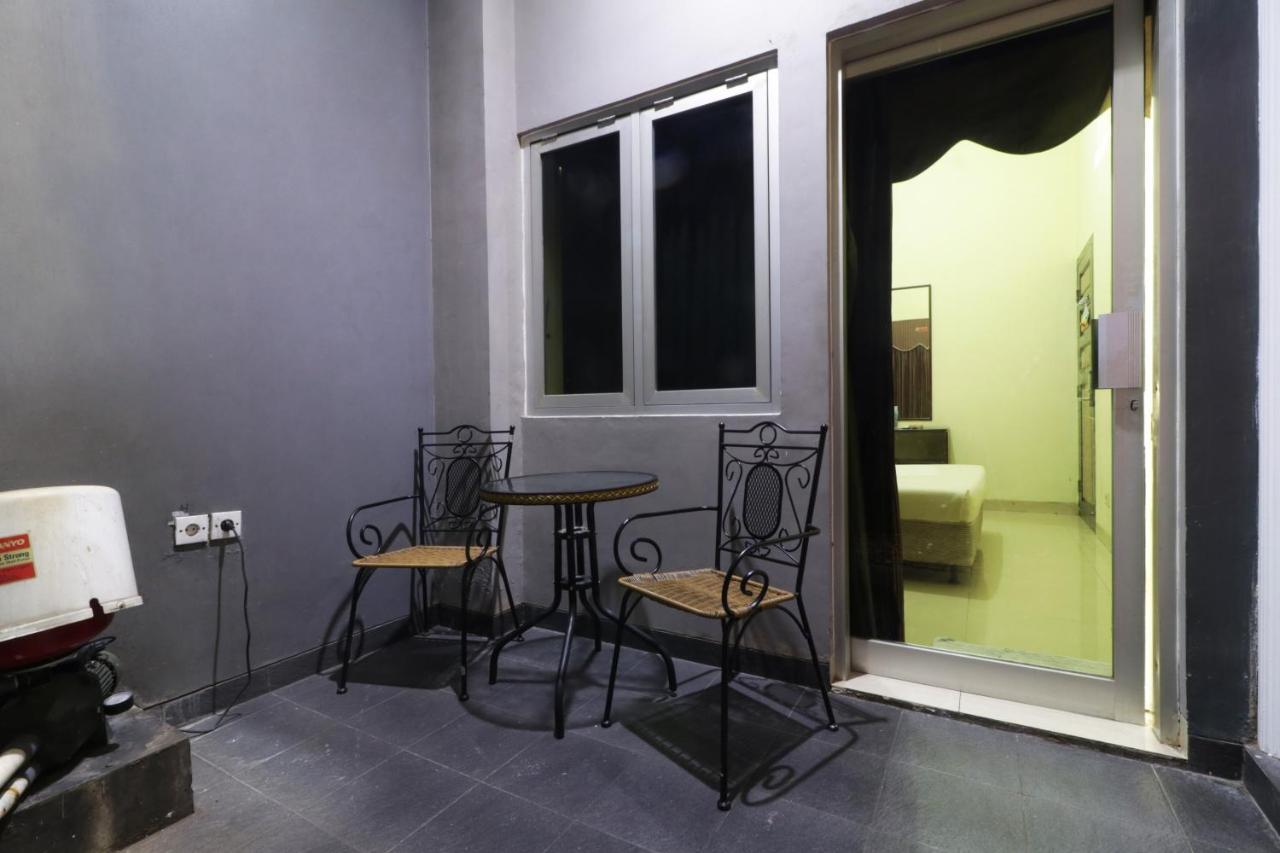 Wisma Davinci Tanah Abang Джакарта Екстериор снимка